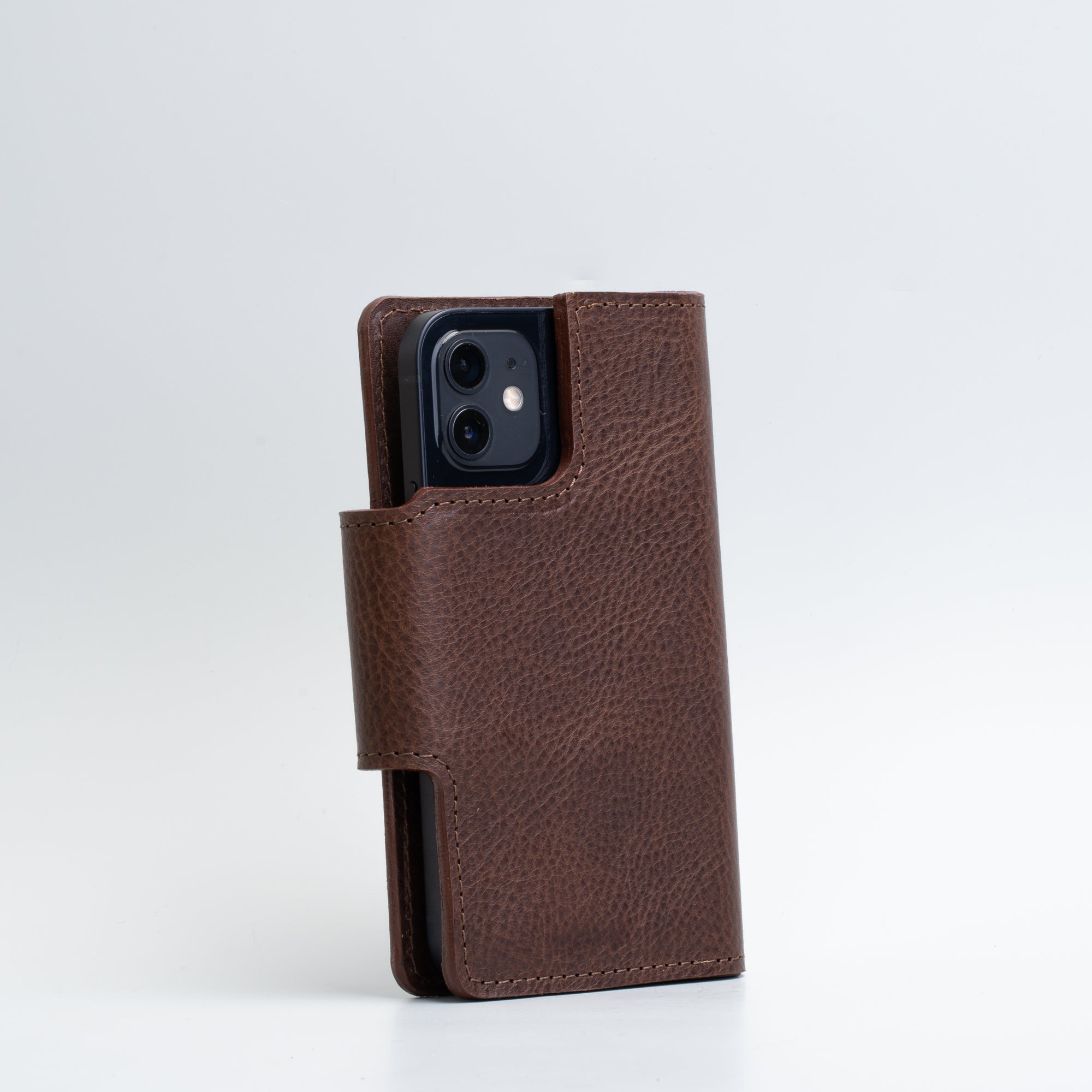 Leather folio wallet with Magsafe 1.0 - SALE