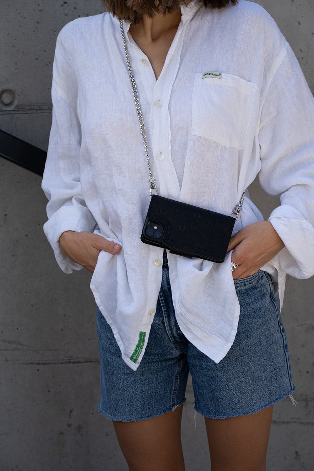 Leather crossbody case for iPhone 11 - Polka