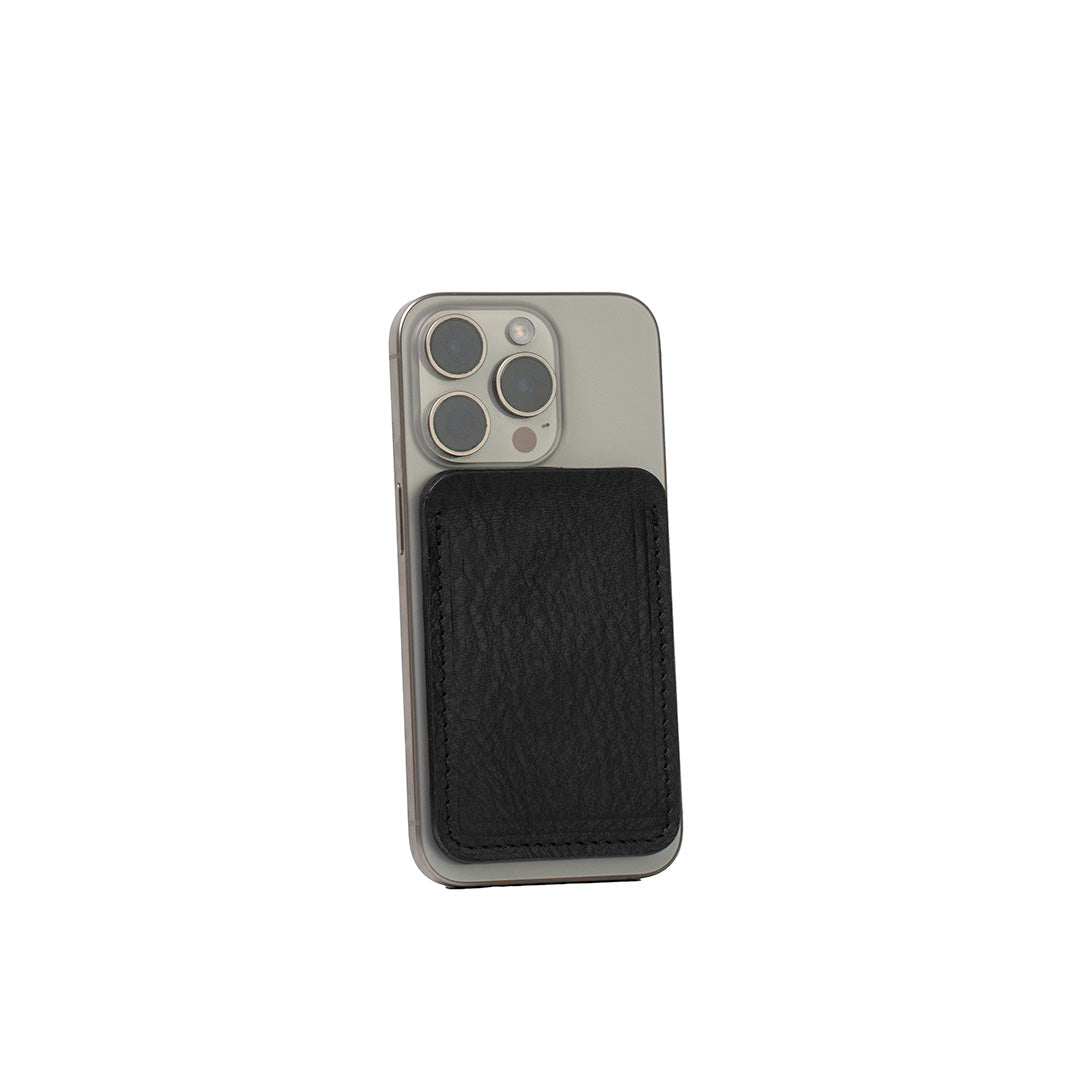 Leather MagSafe wallet - The Minimalist