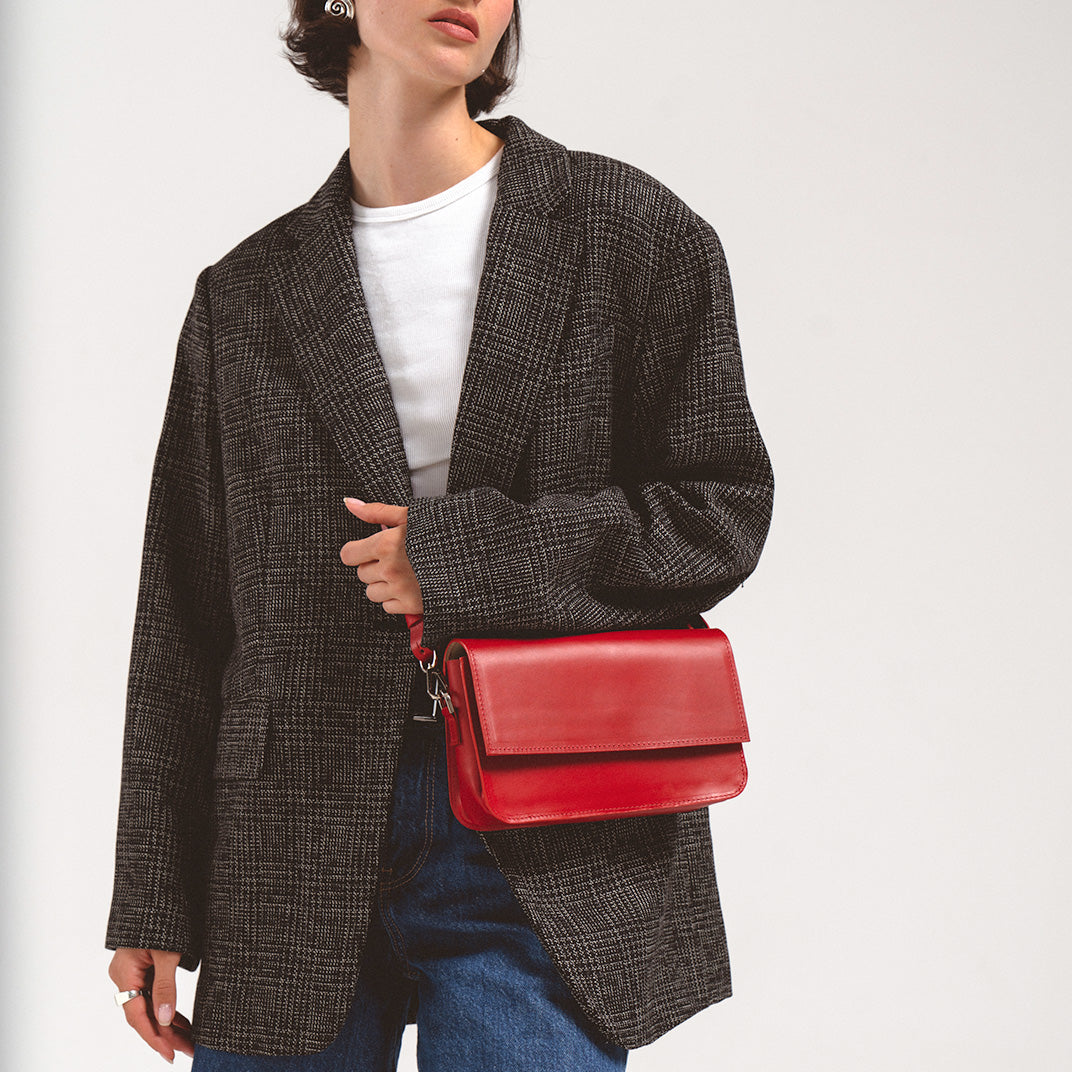Leather Shoulder Bag - Curie  (Black)